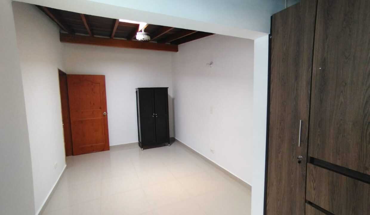 WhatsApp Image 2025-04-30 at 12.13.11 (5)