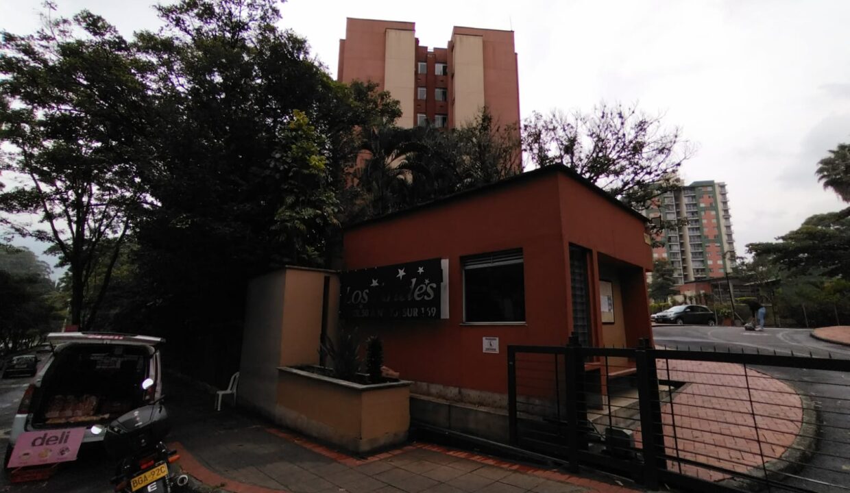 WhatsApp Image 2025-04-10 at 2.24.35 PM (1)