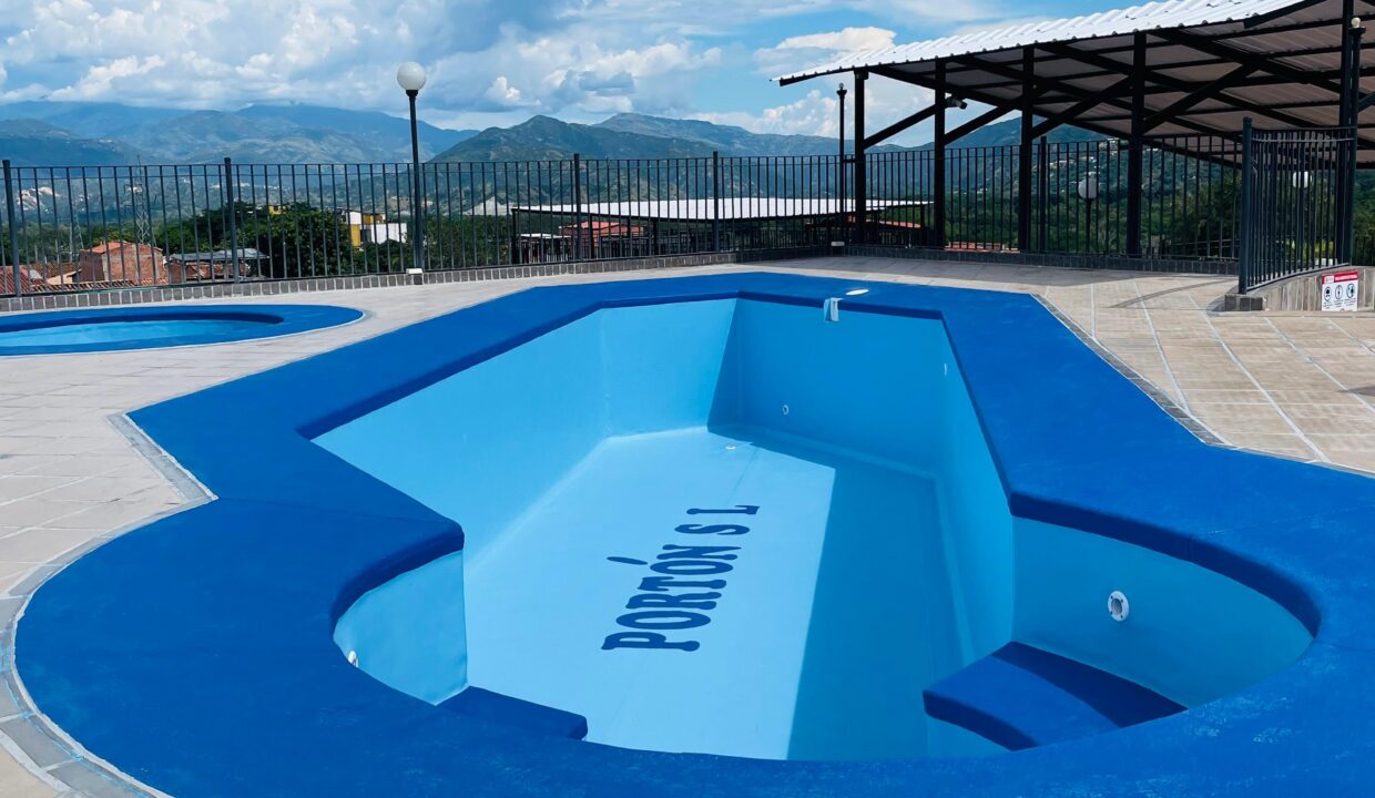 WhatsApp Image 2025-10-17 at 11.58.13 AM (2)