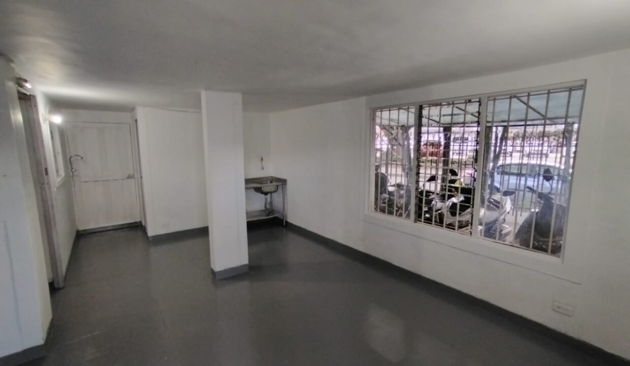 WhatsApp Image 2025-09-10 at 3.43.41 PM (1)