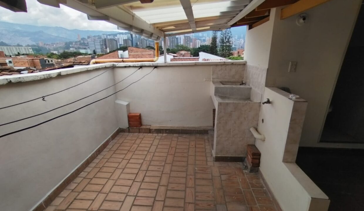 WhatsApp Image 2025-09-17 at 1.43.40 PM (2)