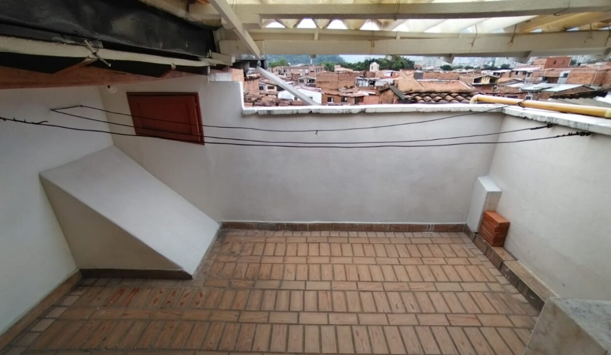 WhatsApp Image 2025-09-17 at 1.43.40 PM (3)