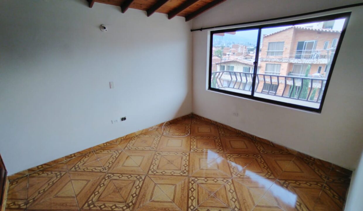 WhatsApp Image 2025-09-17 at 1.43.45 PM (3)