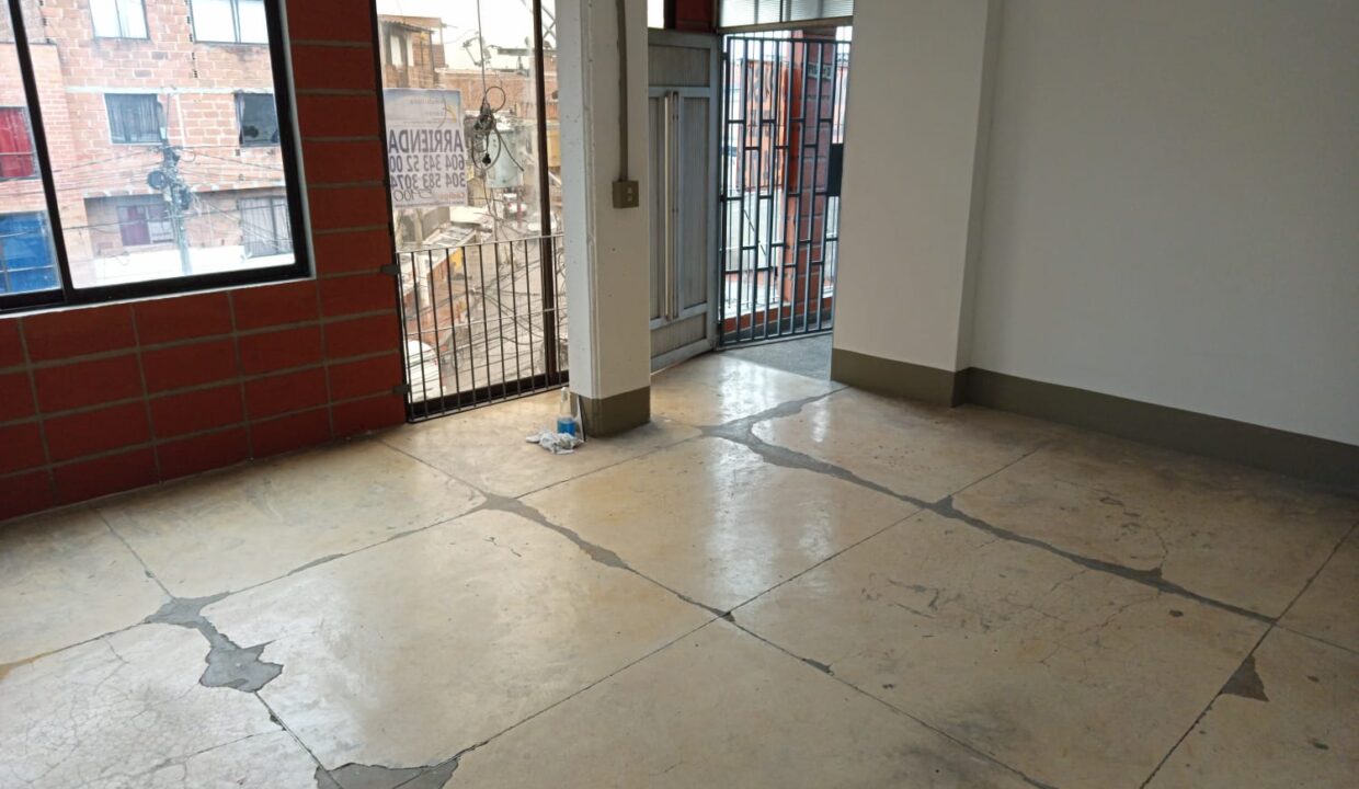 WhatsApp Image 2025-10-08 at 1.58.28 PM