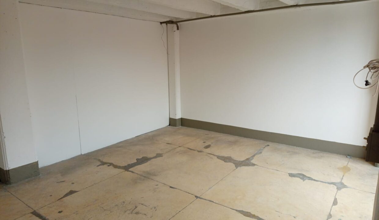 WhatsApp Image 2025-10-08 at 1.58.29 PM