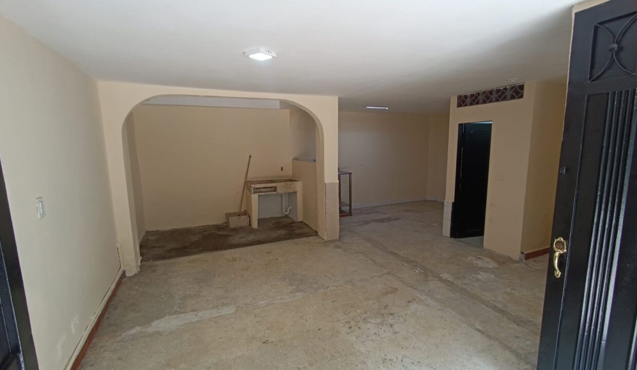 WhatsApp Image 2025-10-09 at 11.59.27 AM (2)