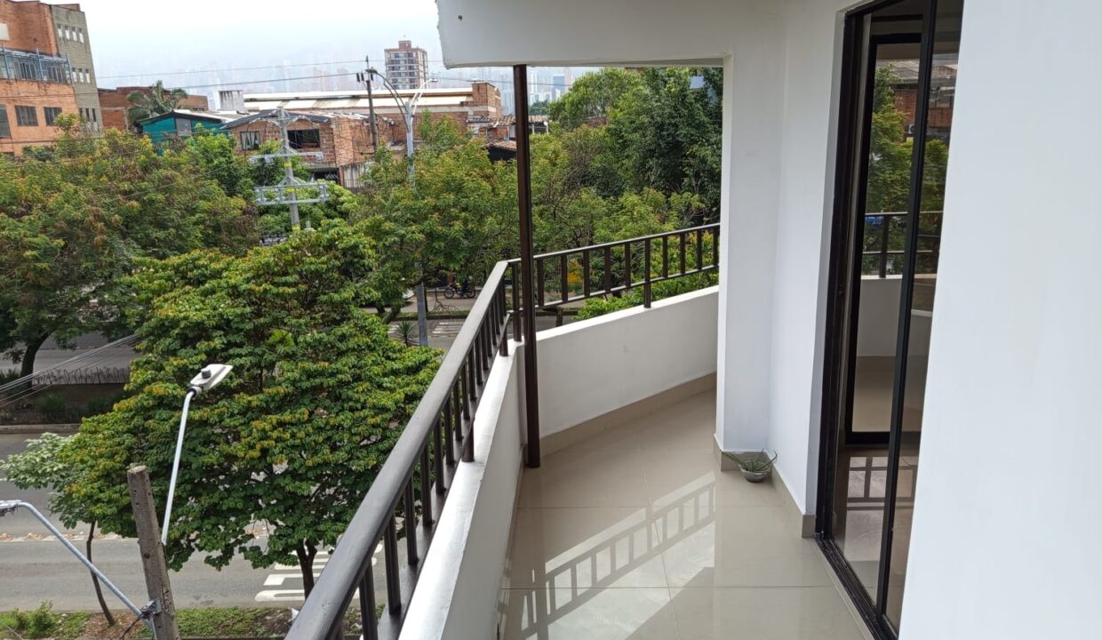 WhatsApp Image 2025-10-16 at 1.47.52 PM