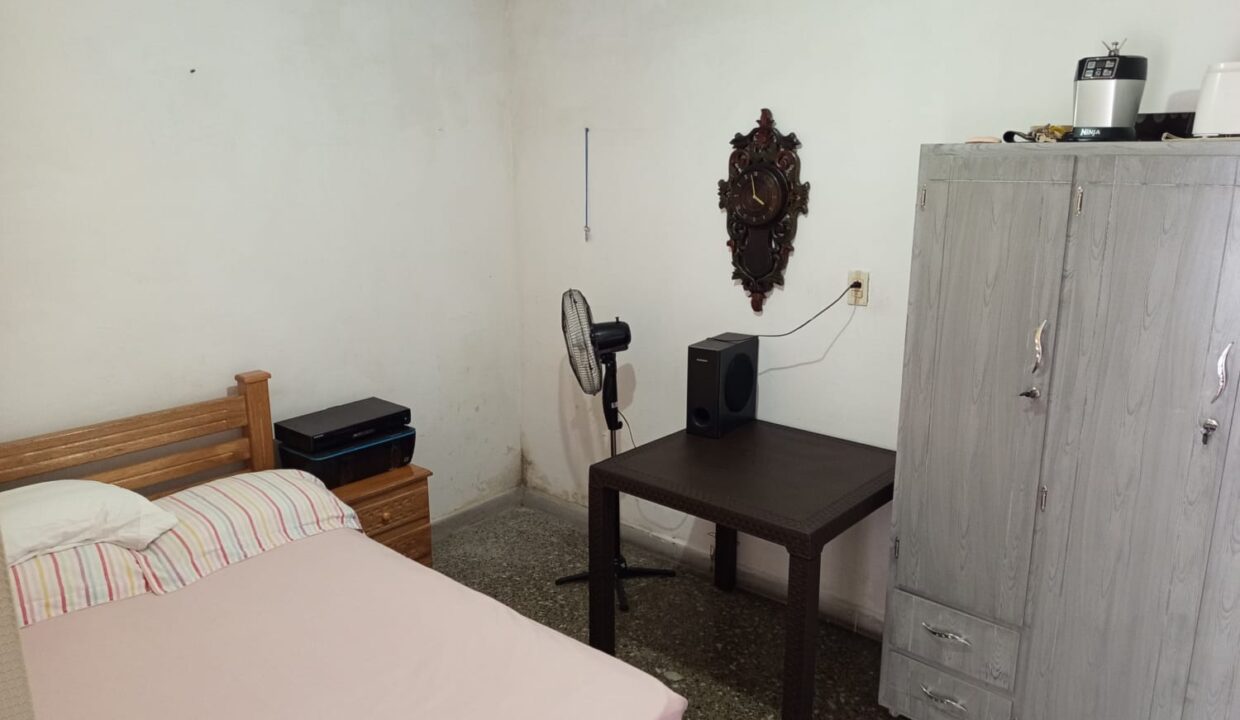 WhatsApp Image 2025-10-21 at 1.42.04 PM