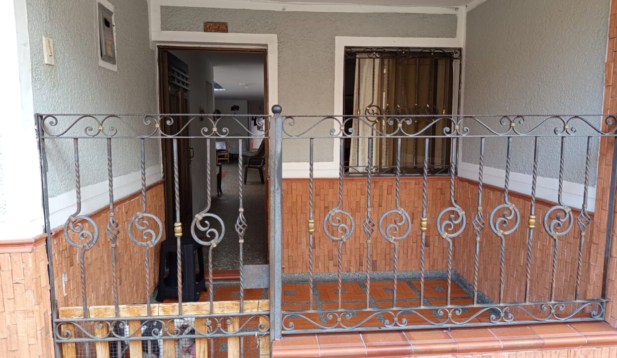 WhatsApp Image 2025-10-21 at 1.42.15 PM (1)