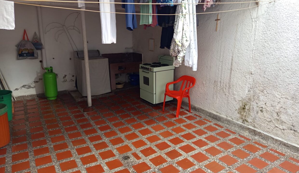 WhatsApp Image 2025-10-21 at 1.42.15 PM