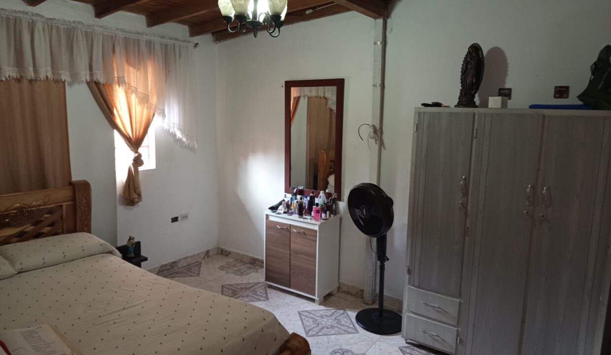 WhatsApp Image 2025-10-21 at 1.42.18 PM (1)