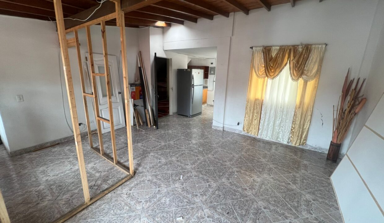 WhatsApp Image 2025-10-27 at 1.42.11 PM