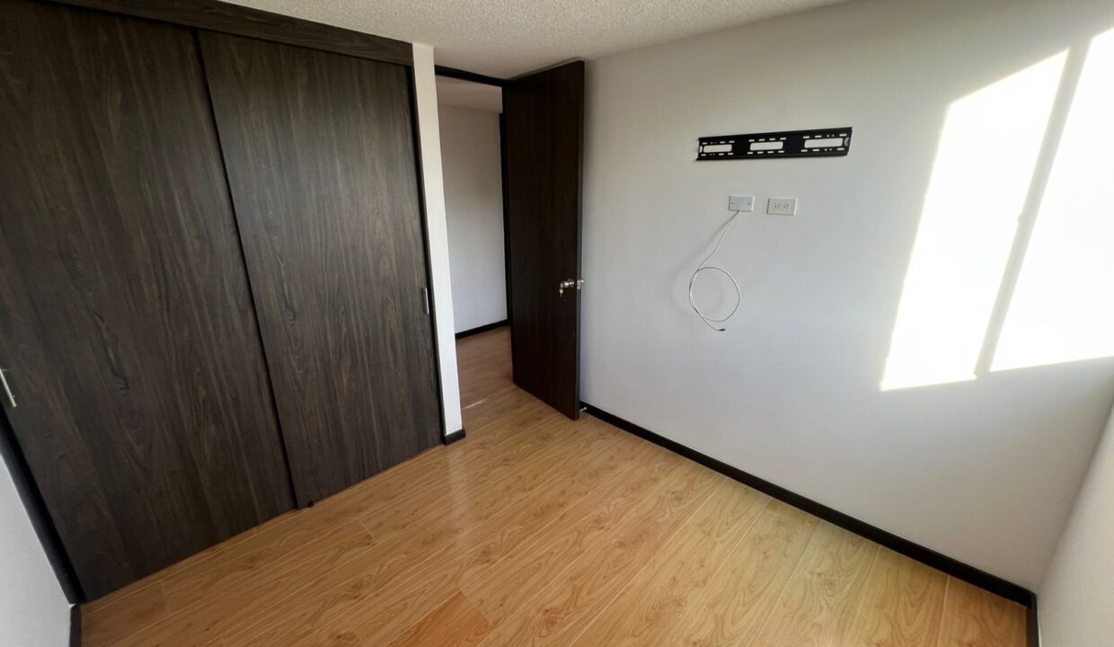 WhatsApp Image 2025-11-04 at 8.32.25 AM (3)