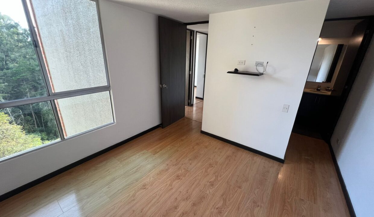 WhatsApp Image 2025-11-04 at 8.32.26 AM (2)