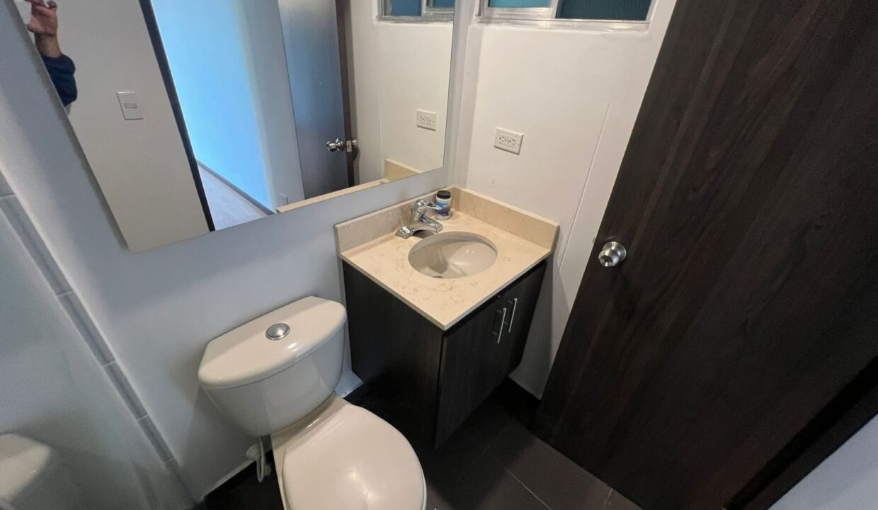 WhatsApp Image 2025-11-04 at 8.32.26 AM (4)