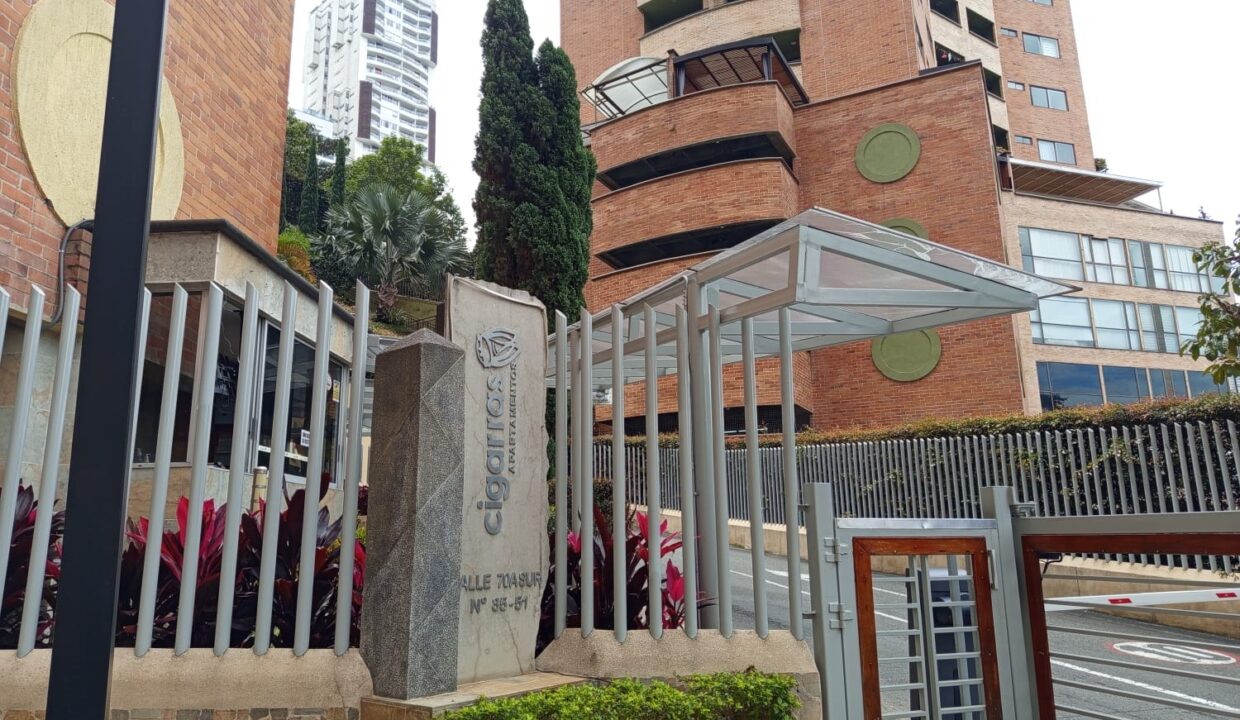 WhatsApp Image 2025-11-06 at 8.29.17 AM