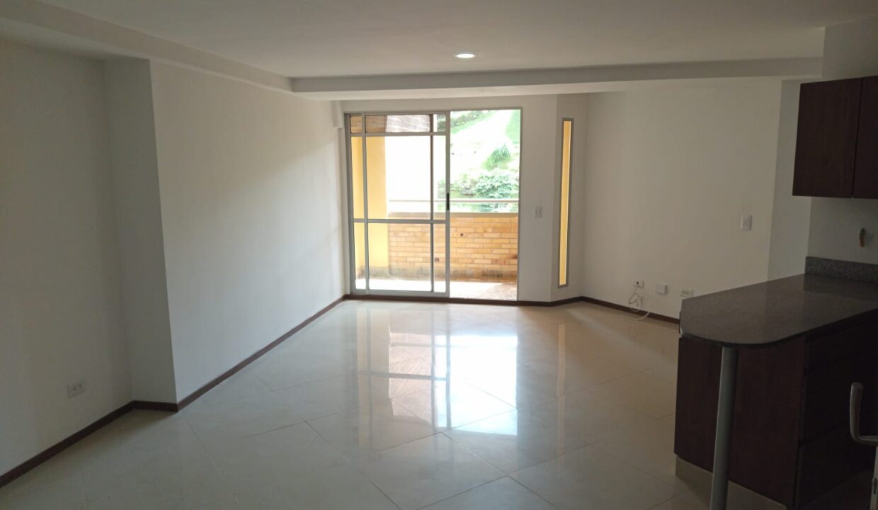 WhatsApp Image 2025-11-06 at 8.30.41 AM (2)