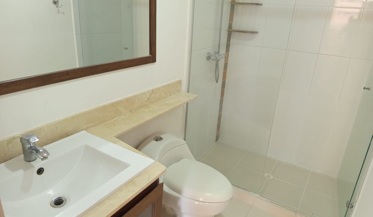 WhatsApp Image 2025-11-06 at 8.30.45 AM (1)