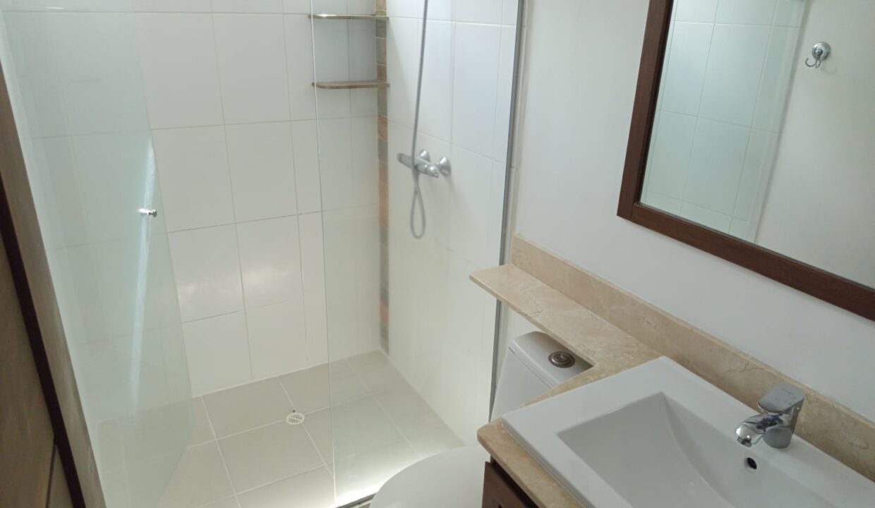 WhatsApp Image 2025-11-06 at 8.30.46 AM