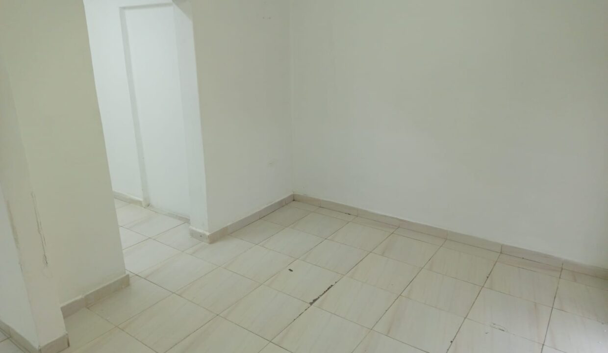 WhatsApp Image 2025-11-06 at 8.31.53 AM (2)