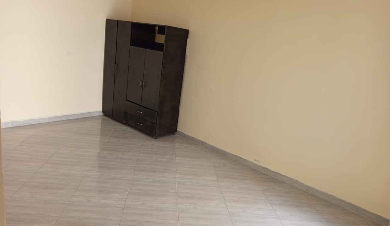 WhatsApp Image 2025-11-11 at 1.35.23 PM (2)