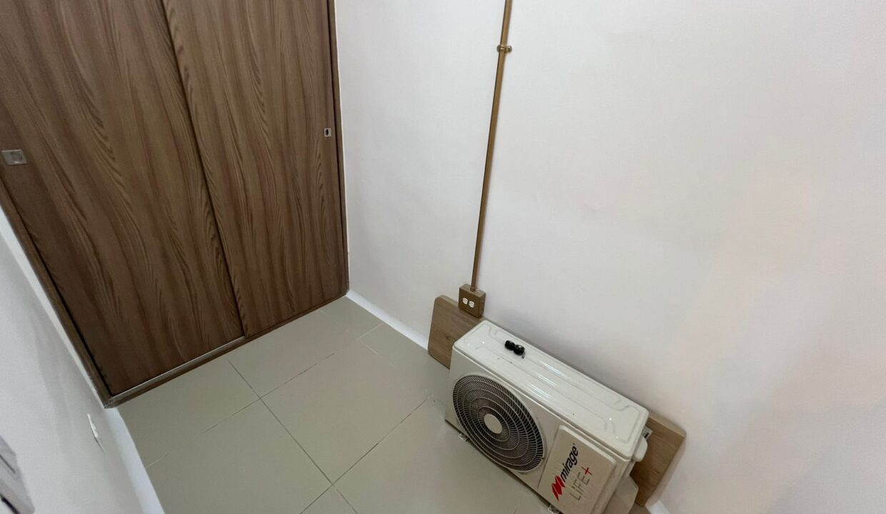 WhatsApp Image 2025-11-14 at 1.40.52 PM (2)