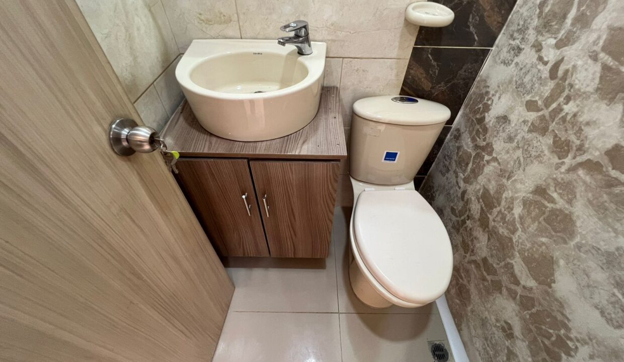 WhatsApp Image 2025-11-14 at 1.40.53 PM (3)