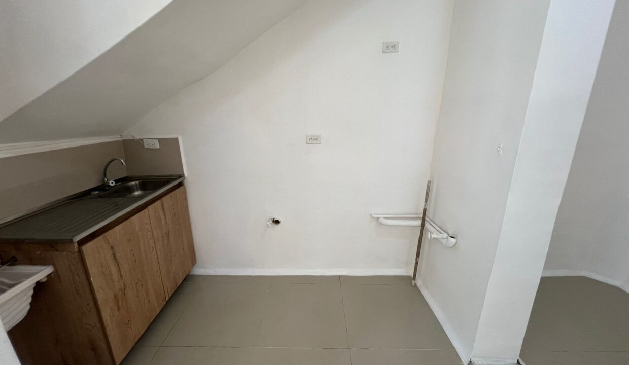 WhatsApp Image 2025-11-14 at 1.40.54 PM (3)