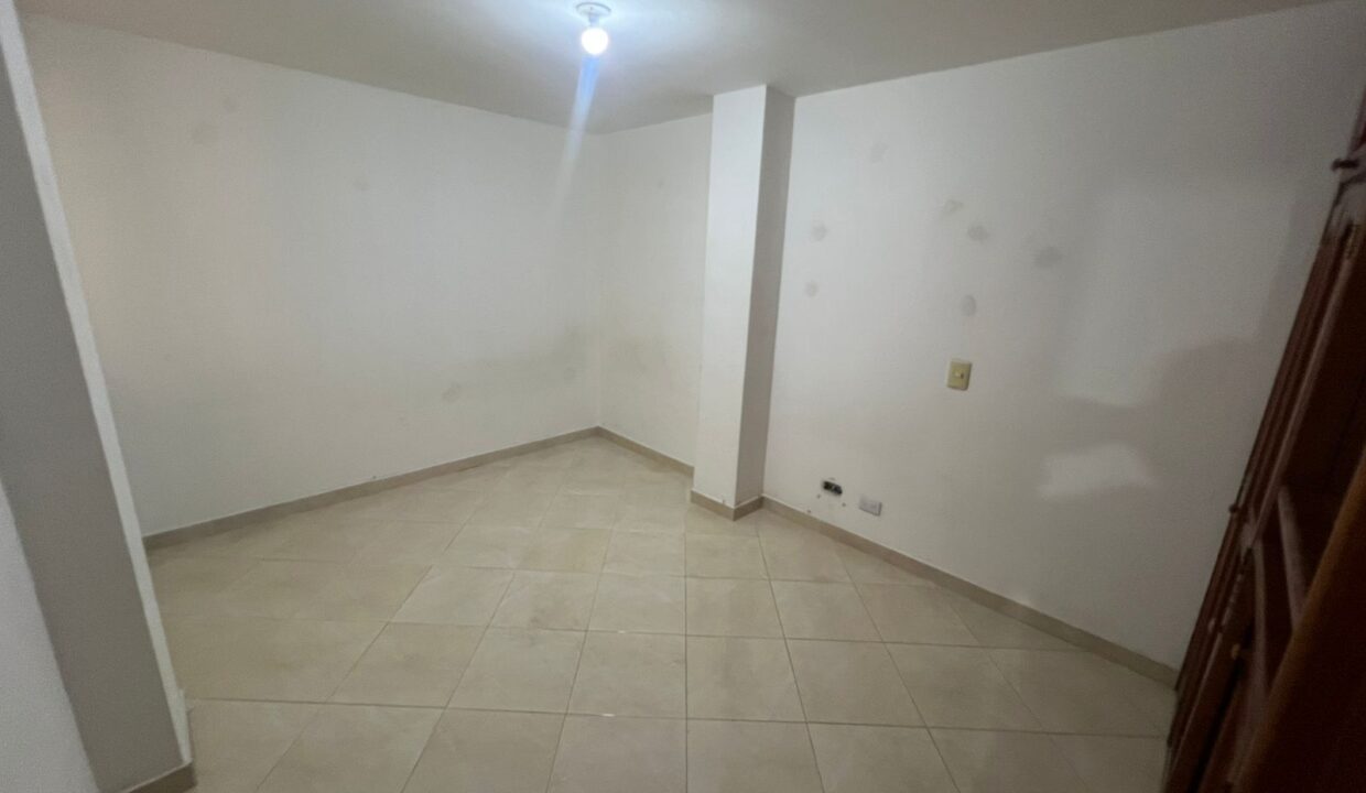 WhatsApp Image 2025-11-14 at 11.01.06 AM (2)