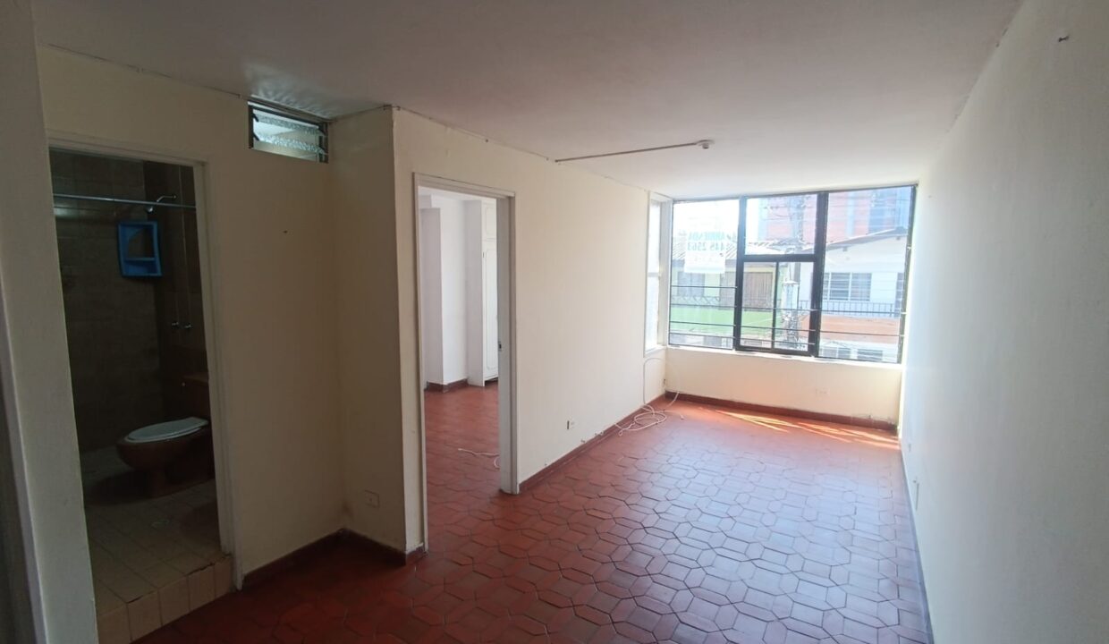 WhatsApp Image 2025-11-18 at 11.56.20 AM (1)