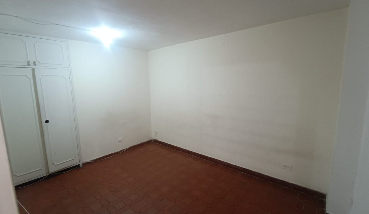 WhatsApp Image 2025-11-18 at 11.56.21 AM (4)