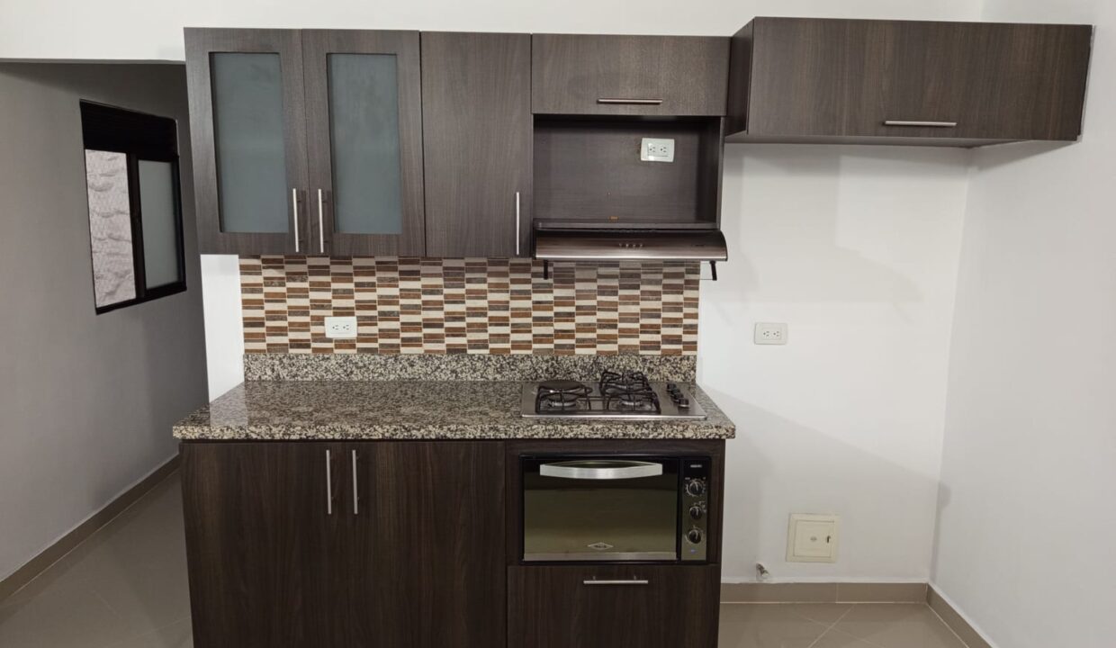 WhatsApp Image 2025-11-18 at 4.14.04 PM (1)