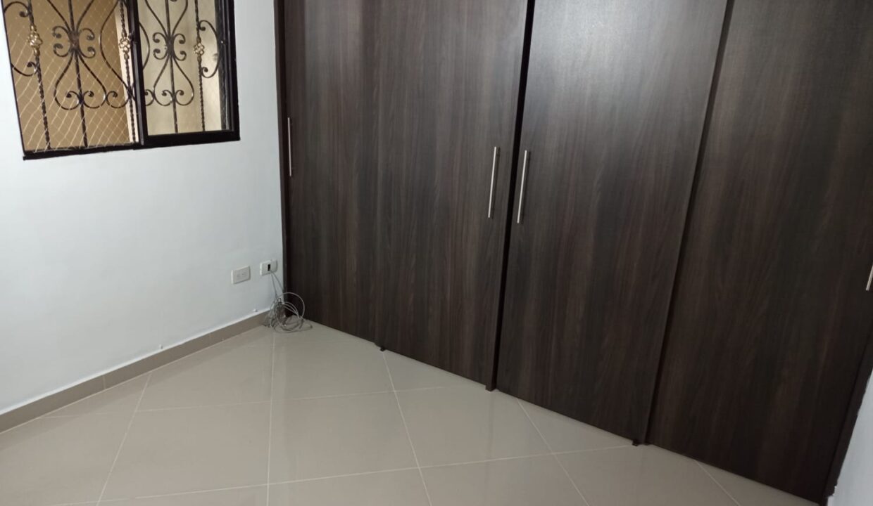 WhatsApp Image 2025-11-18 at 4.14.05 PM (1)