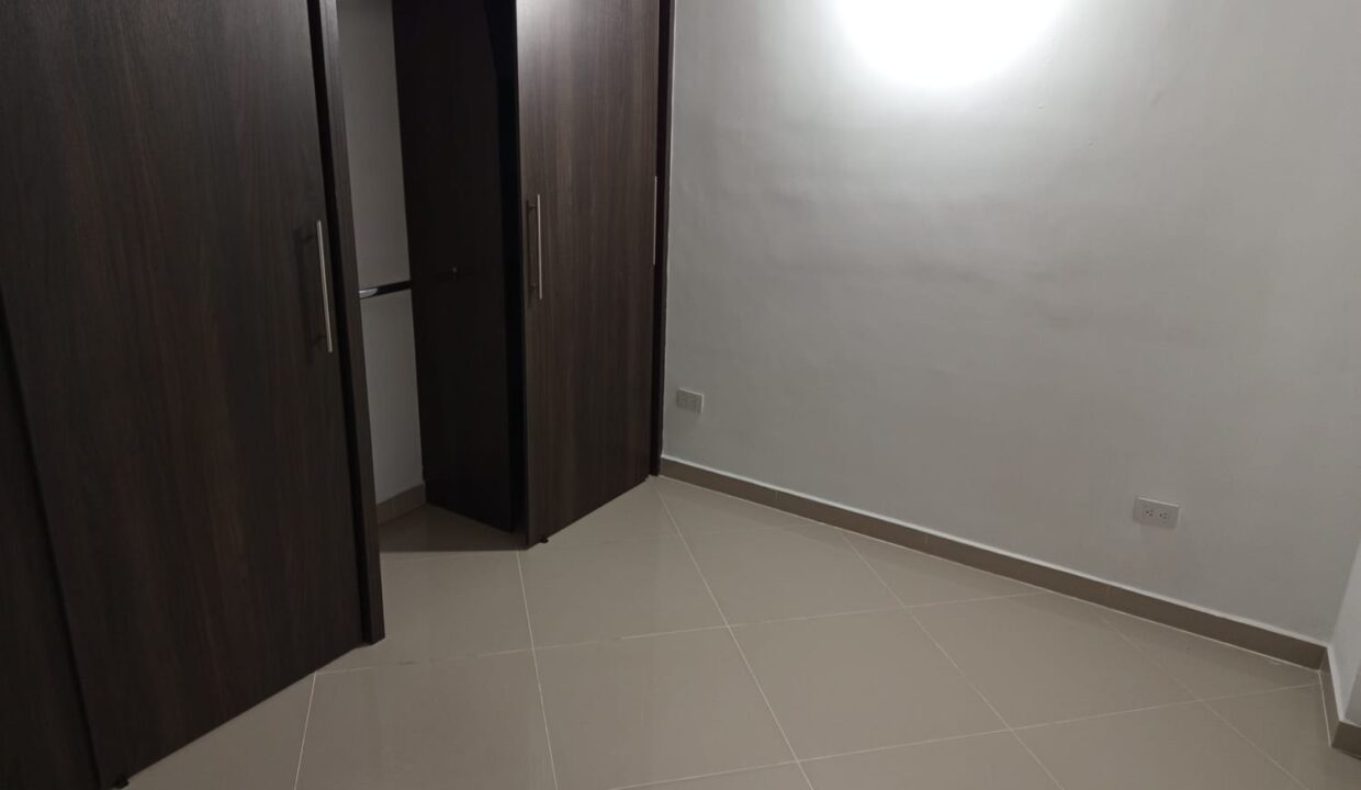 WhatsApp Image 2025-11-18 at 4.14.06 PM (1)