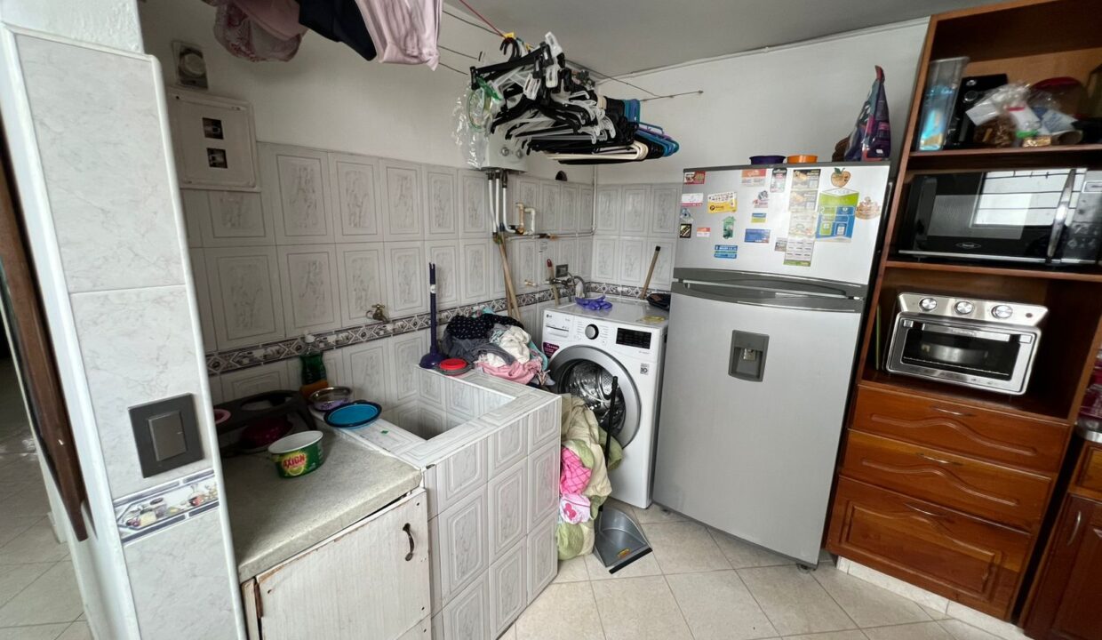 WhatsApp Image 2025-11-20 at 4.21.53 PM (4)