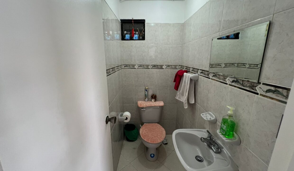 WhatsApp Image 2025-11-20 at 4.21.54 PM (1)