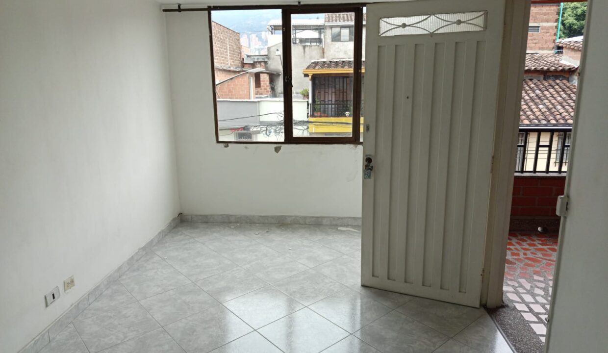 WhatsApp Image 2025-11-21 at 1.33.30 PM