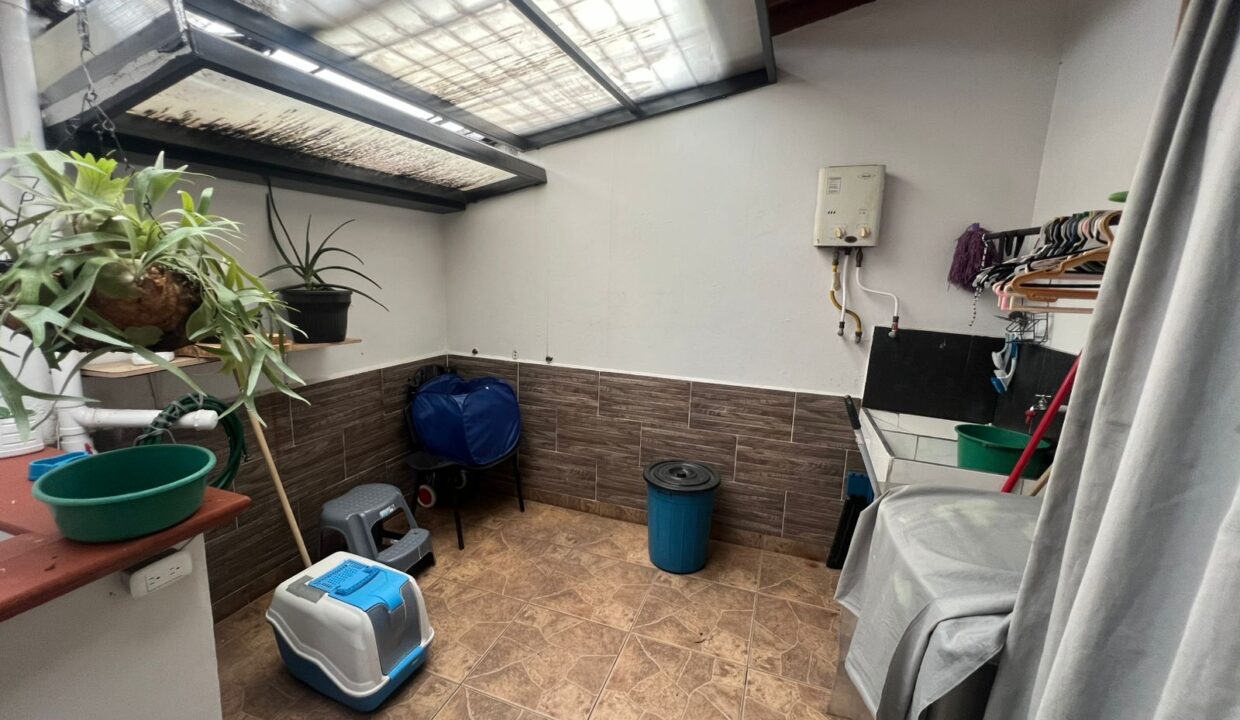 WhatsApp Image 2025-11-28 at 3.16.56 PM (1)