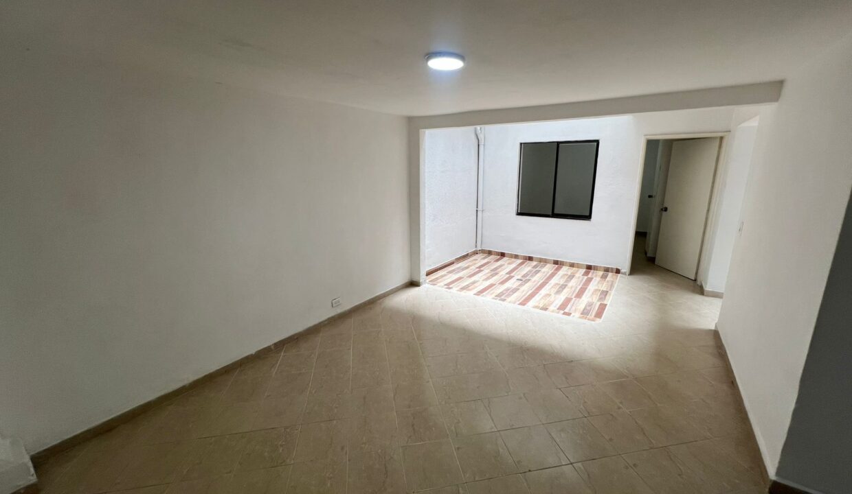 WhatsApp Image 2025-12-01 at 3.26.18 PM (4)