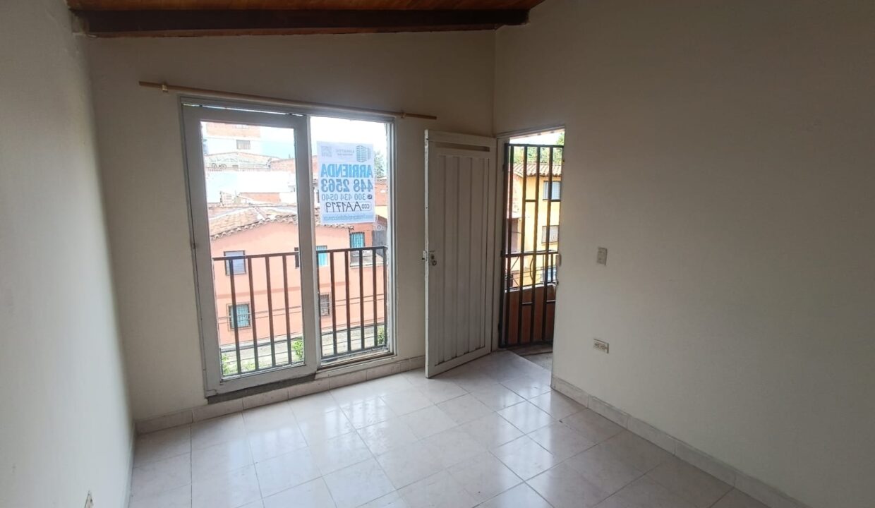 WhatsApp Image 2025-12-02 at 12.08.23 PM (1)