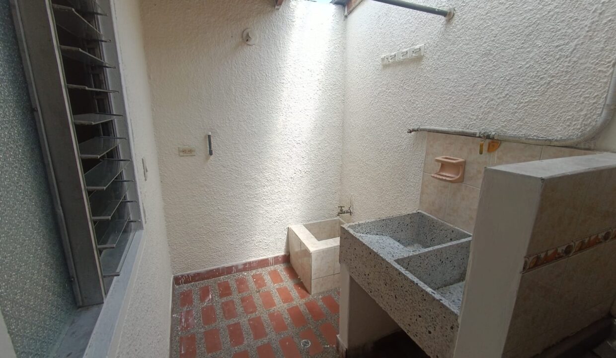 WhatsApp Image 2025-12-02 at 12.08.25 PM (2)