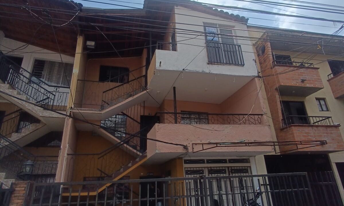 WhatsApp Image 2025-12-02 at 12.08.26 PM (3)