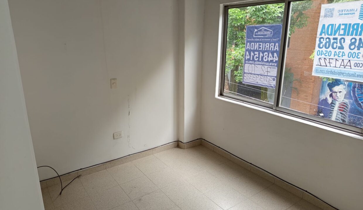 WhatsApp Image 2025-12-04 at 1.37.03 PM