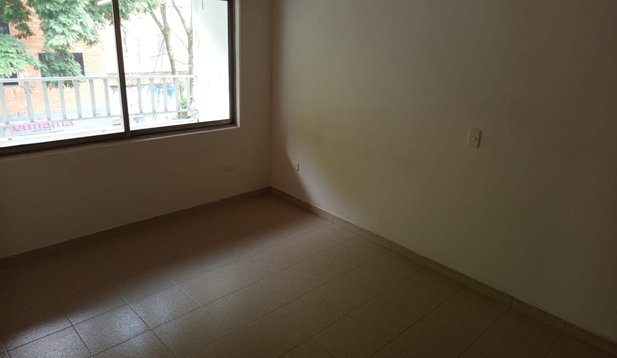 WhatsApp Image 2025-12-04 at 1.37.03 PM (3)