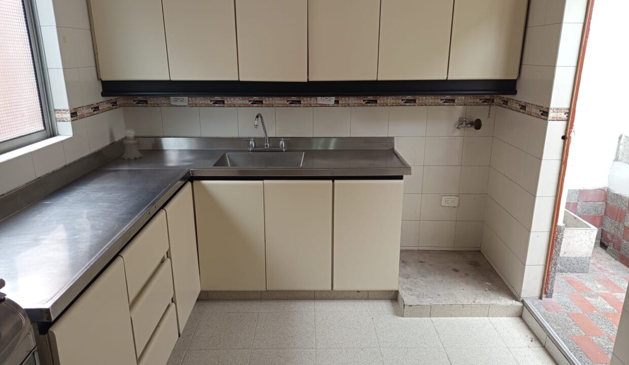 WhatsApp Image 2025-12-04 at 1.37.07 PM (2)