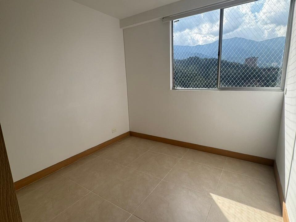 WhatsApp Image 2025-12-05 at 1.55.57 PM