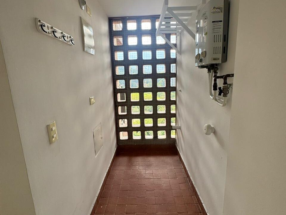 WhatsApp Image 2025-12-05 at 1.56.11 PM